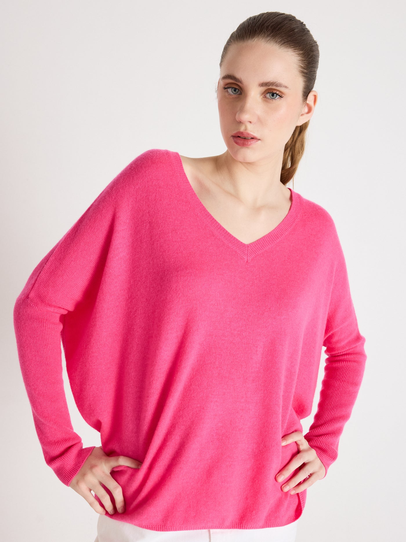 Camille - Kaschmirponcho mit V-Ausschnitt - fuchsia