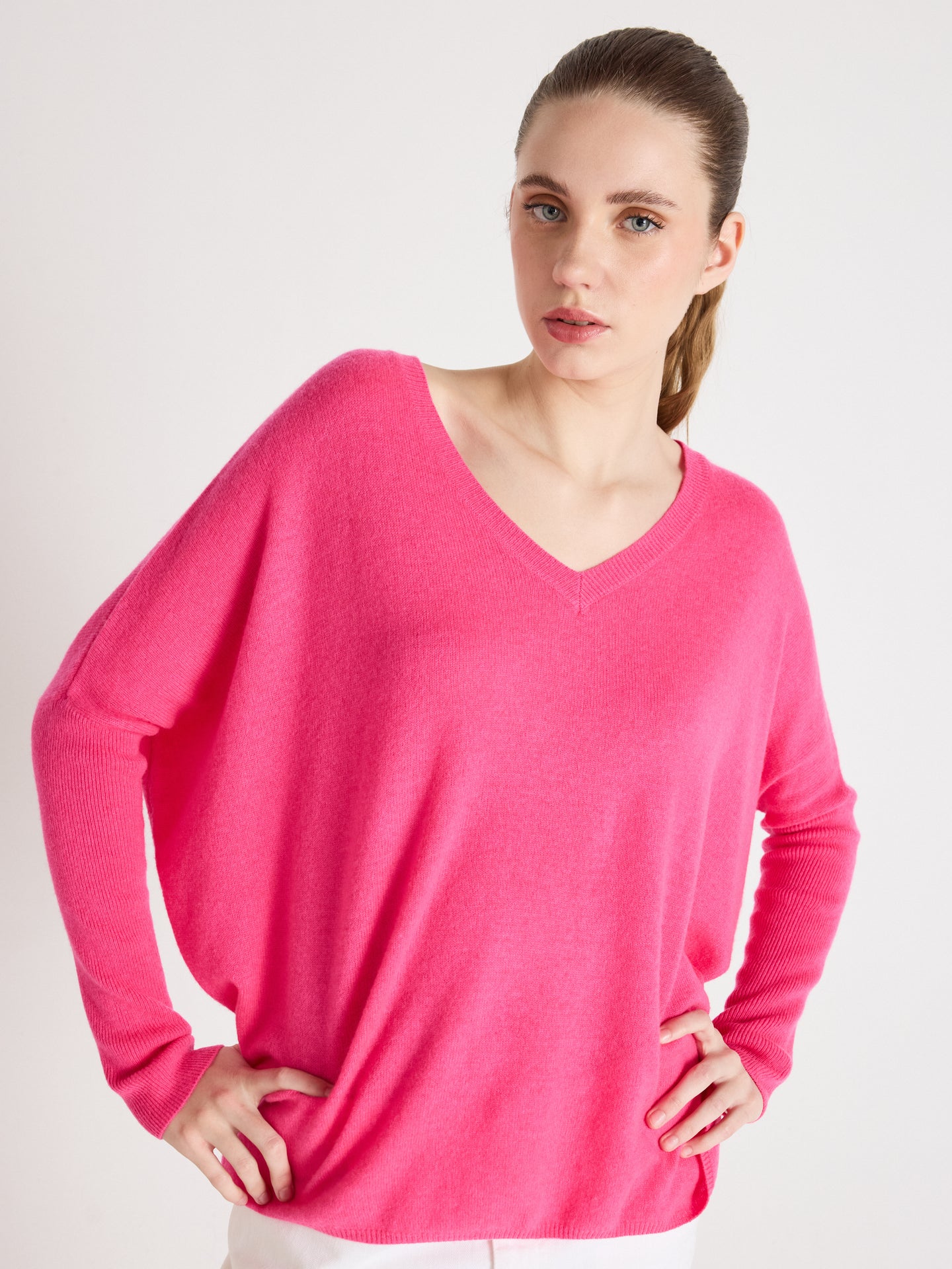 Camille - Kaschmirponcho mit V-Ausschnitt - fuchsia