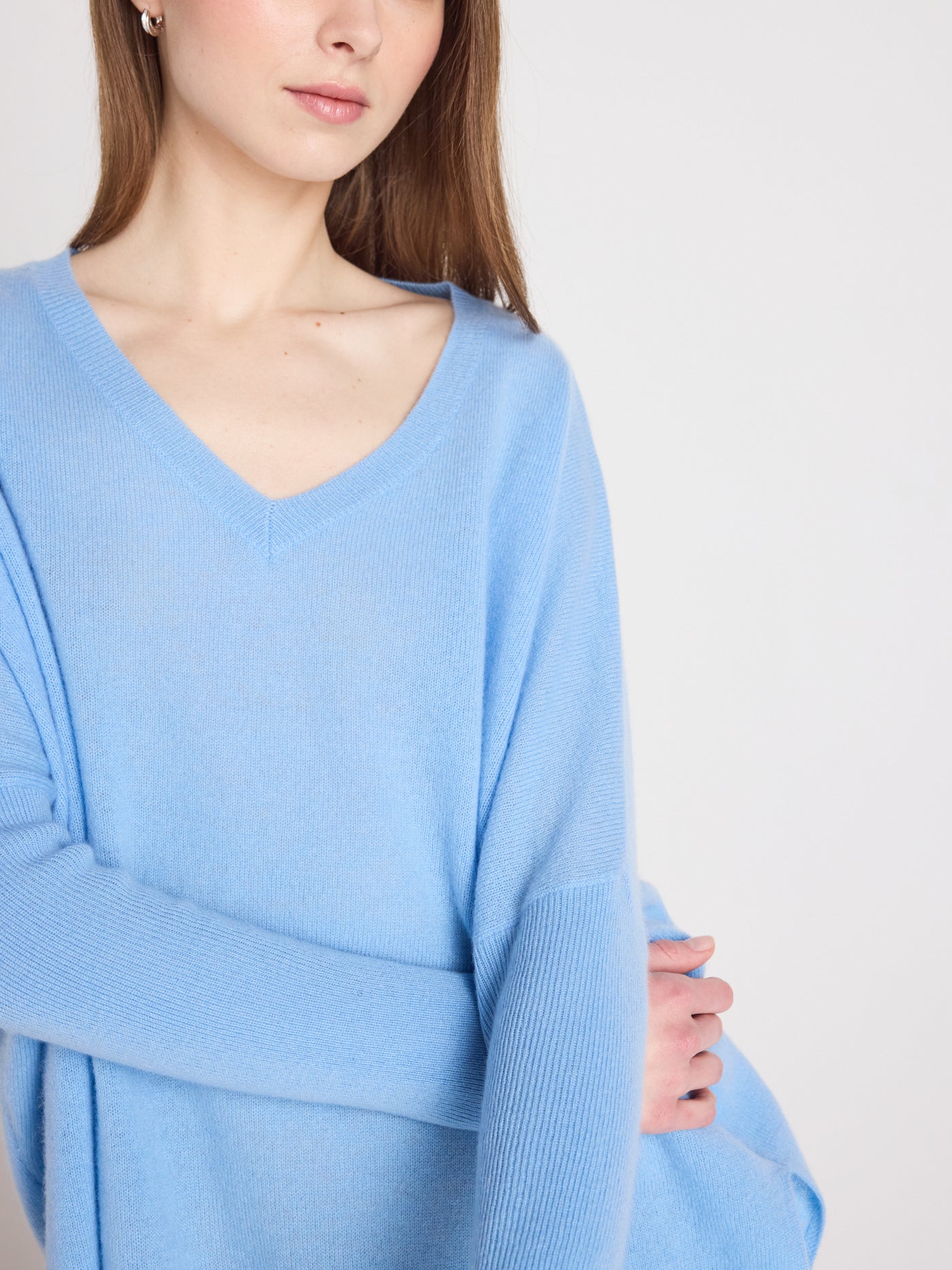 Camille - Kaschmirponcho mit V-Ausschnitt - provence blue