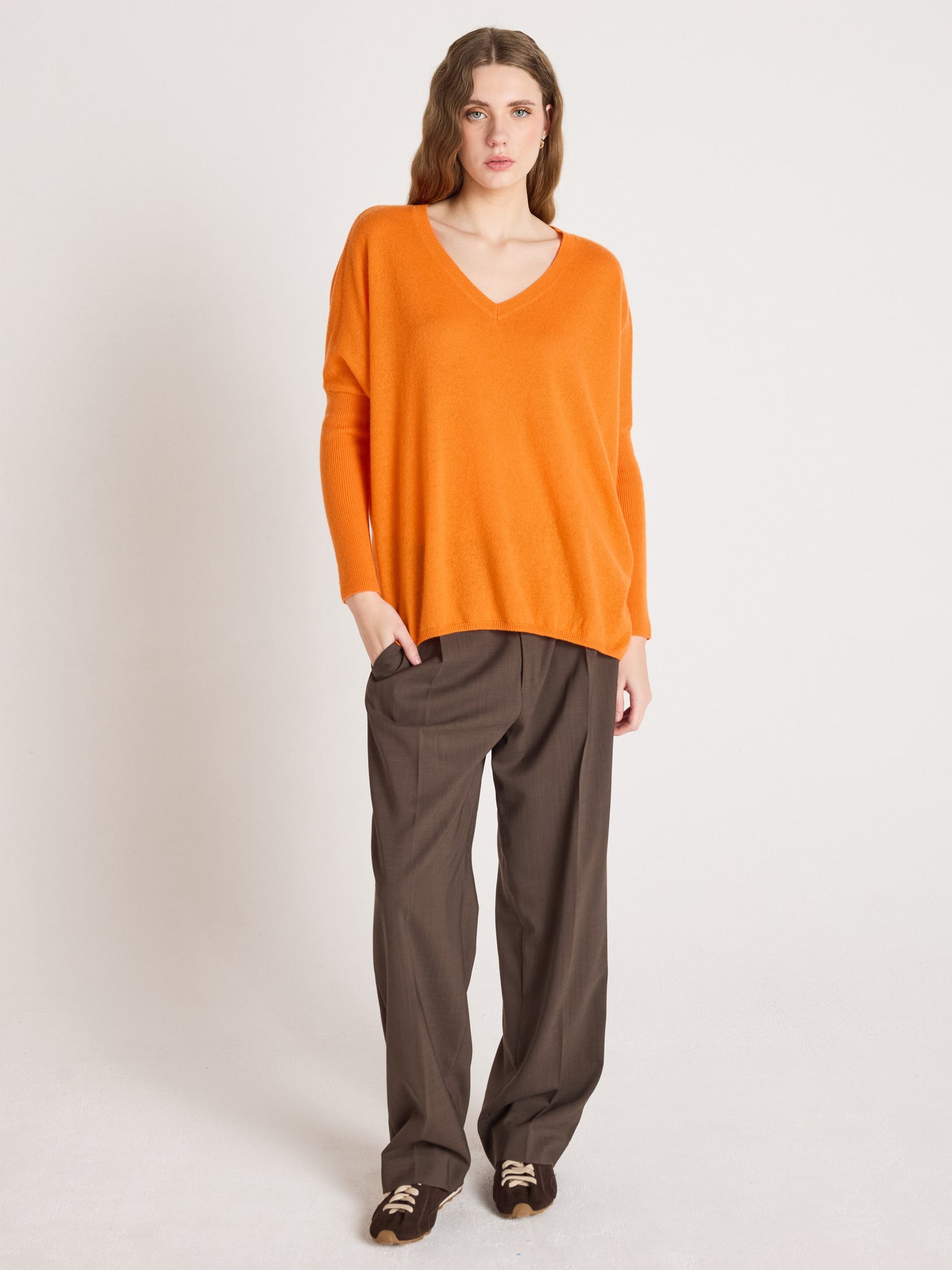 Camille - Kaschmirponcho mit V-Ausschnitt - tangerine