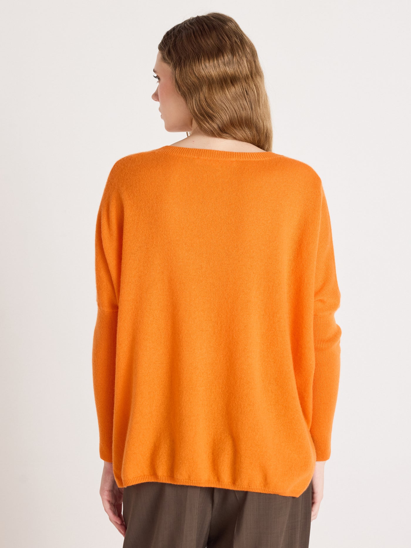 Camille - Kaschmirponcho mit V-Ausschnitt - tangerine