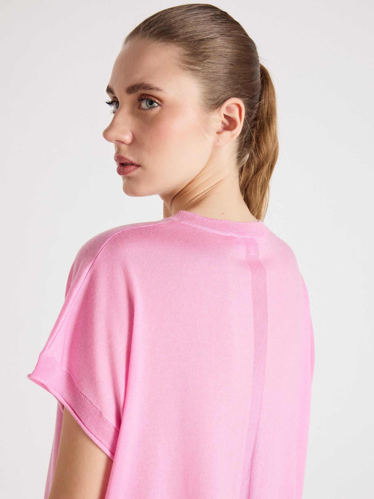 miranda - Short-sleeved sweater - dragon fruit