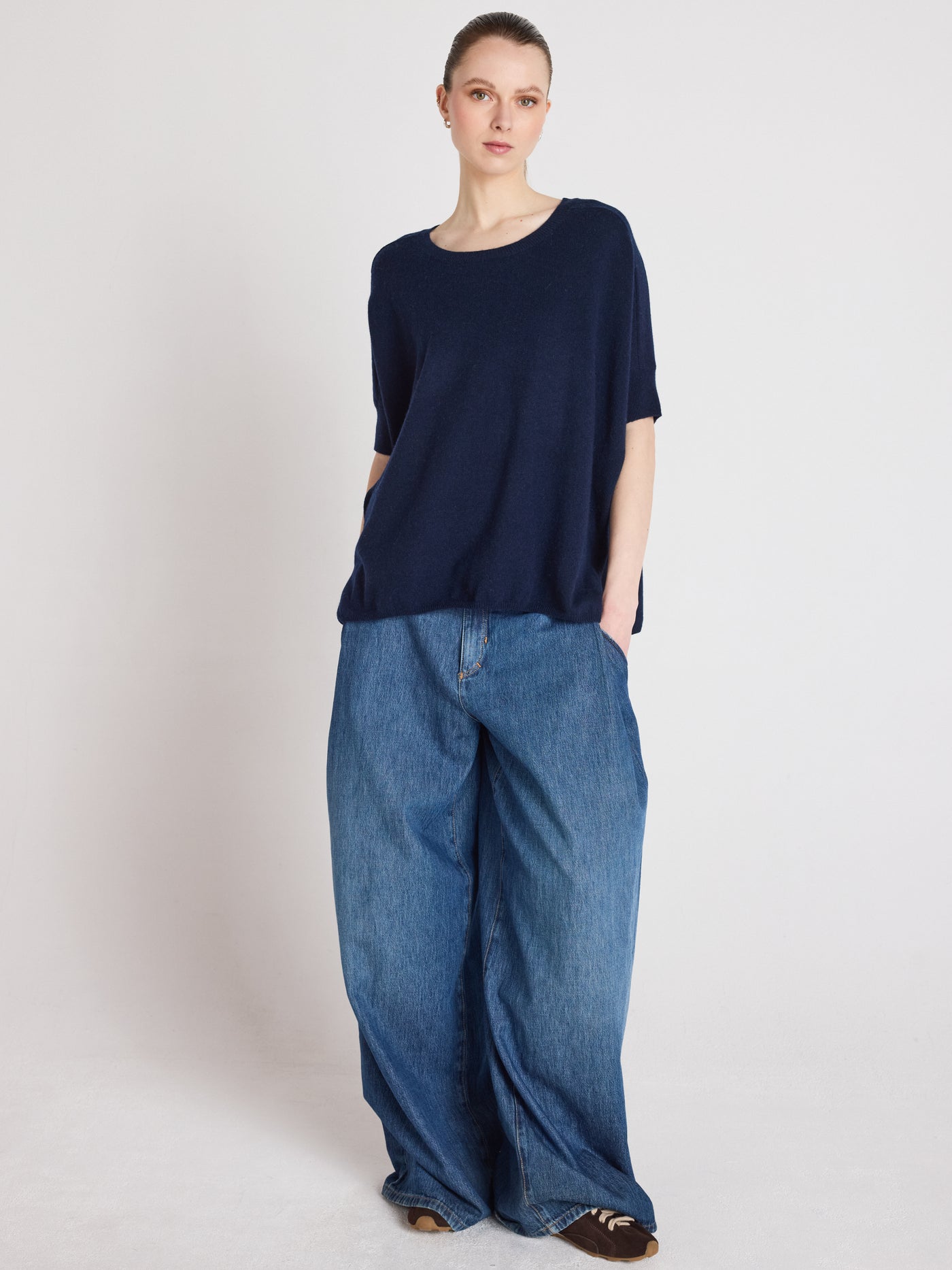 joyce - Poncho met ronde hals van kasjmier - navy