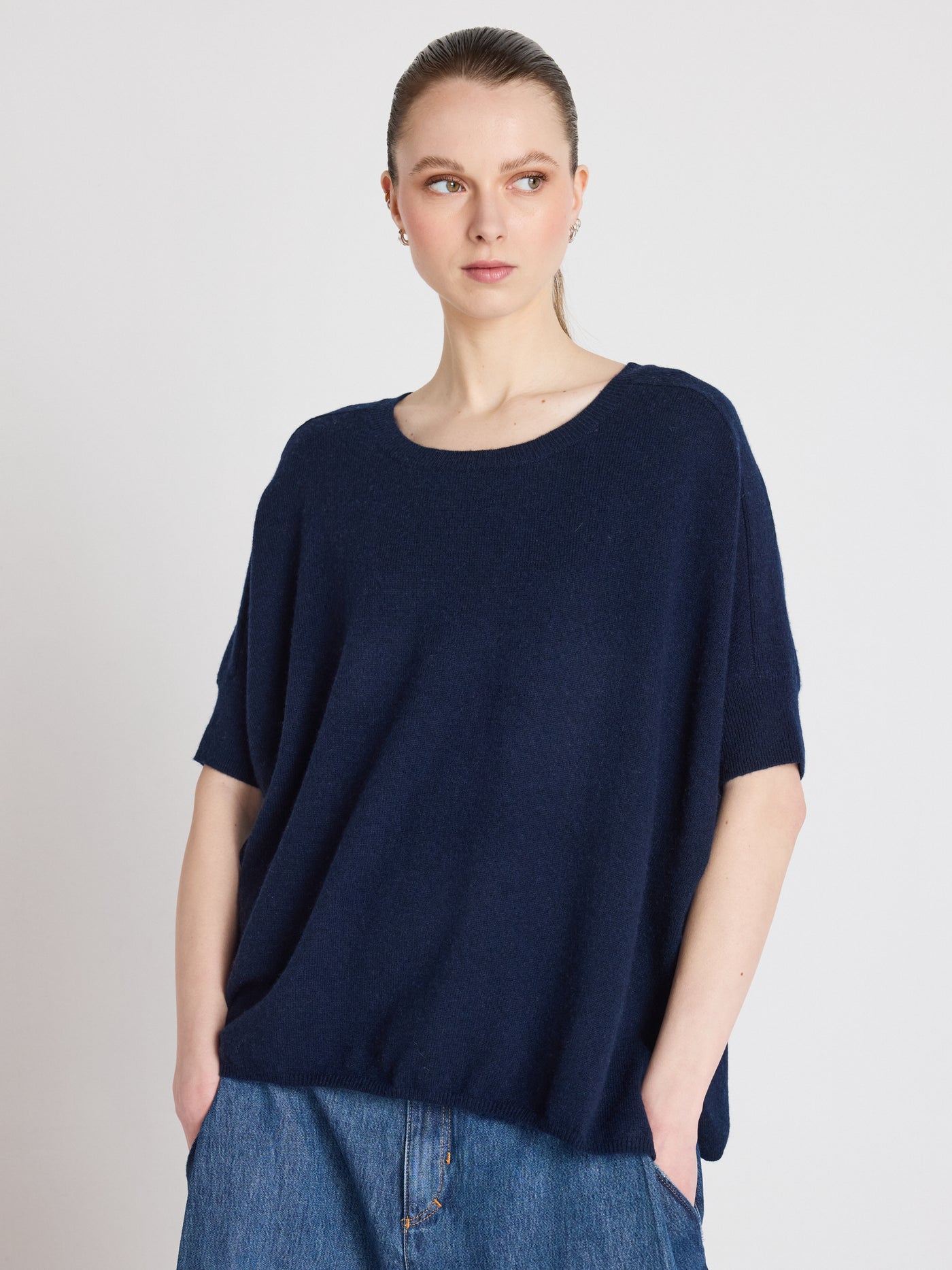 joyce - Poncho met ronde hals van kasjmier - navy