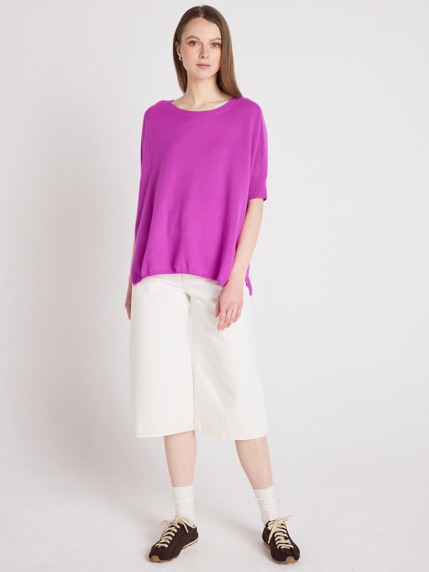 joyce - Cashmere round neck poncho - purple neon
