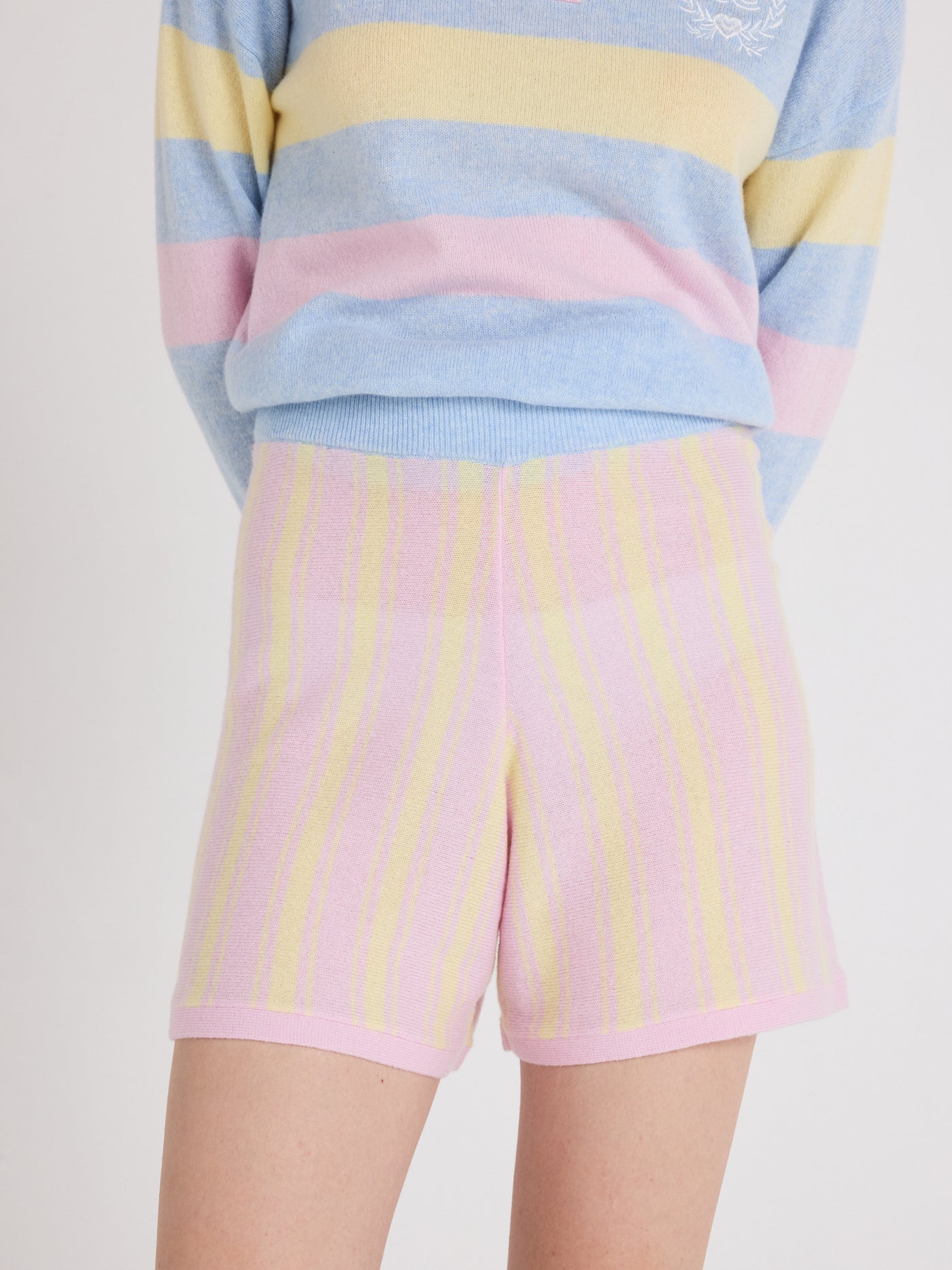 Tyra - Weite Shorts, 100 % Kaschmir - lime