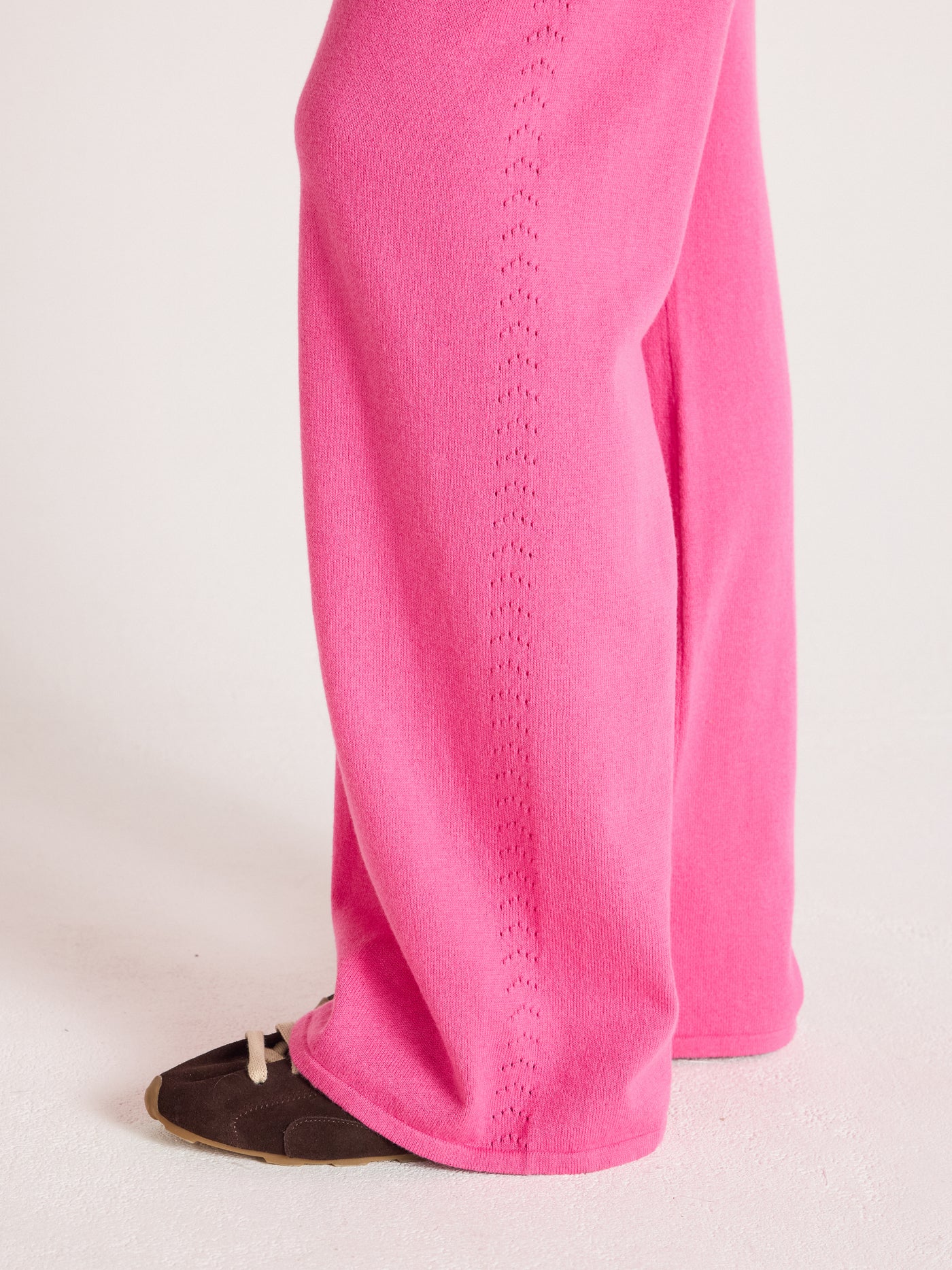 melynda - Flared trousers, 100% cashmere - flamingo pink
