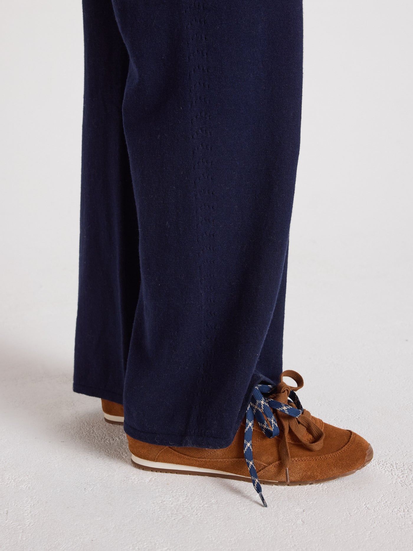 Melynda - Ausgestellte Hose, 100 % Kaschmir - Navy