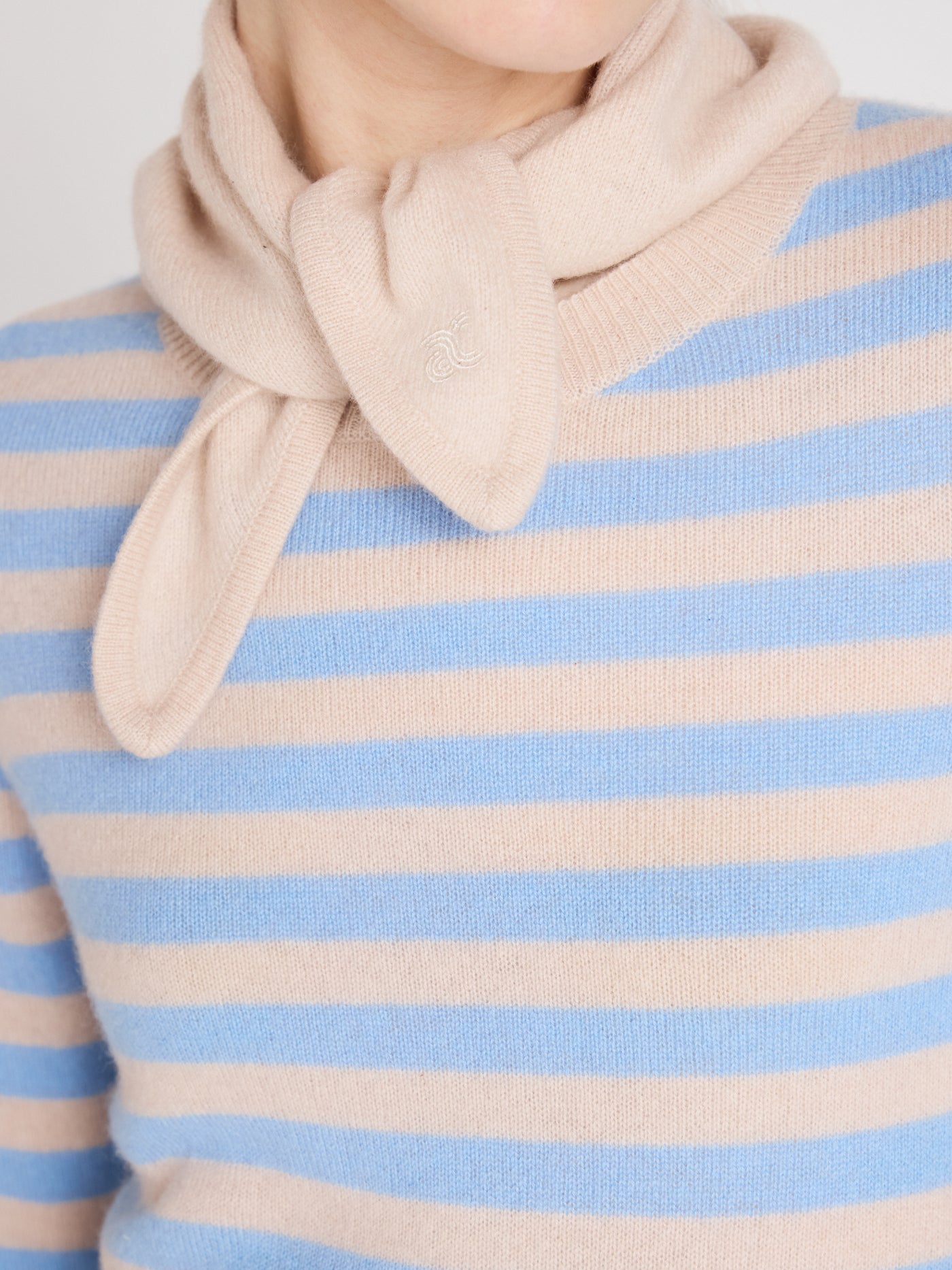 june - Bandana aus 100 % Kaschmir - shell