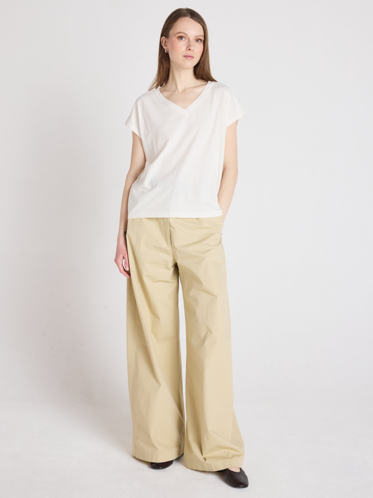 v-hals t-shirt suzie - katoen en linnen - white