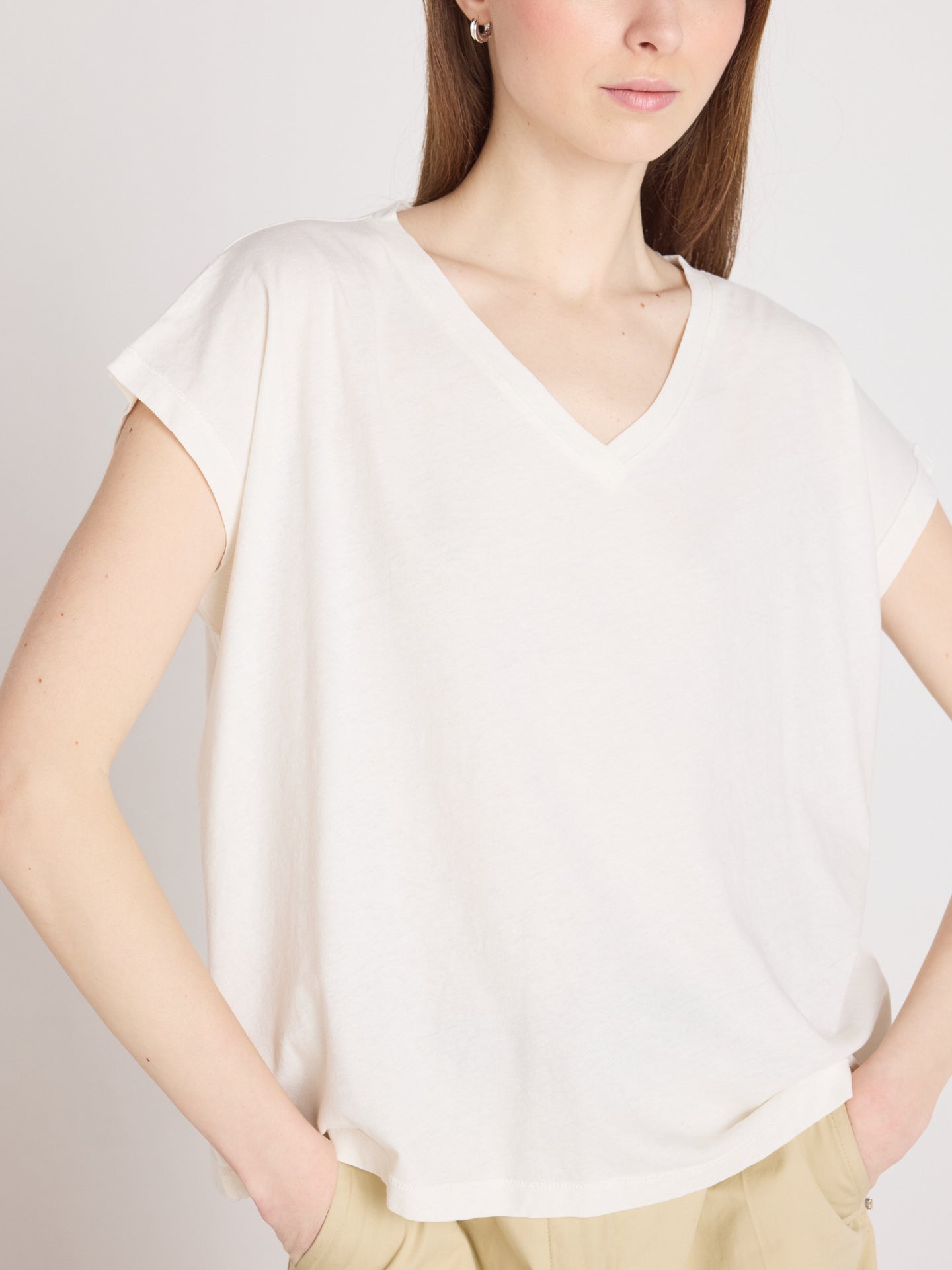 v-hals t-shirt suzie - katoen en linnen - white