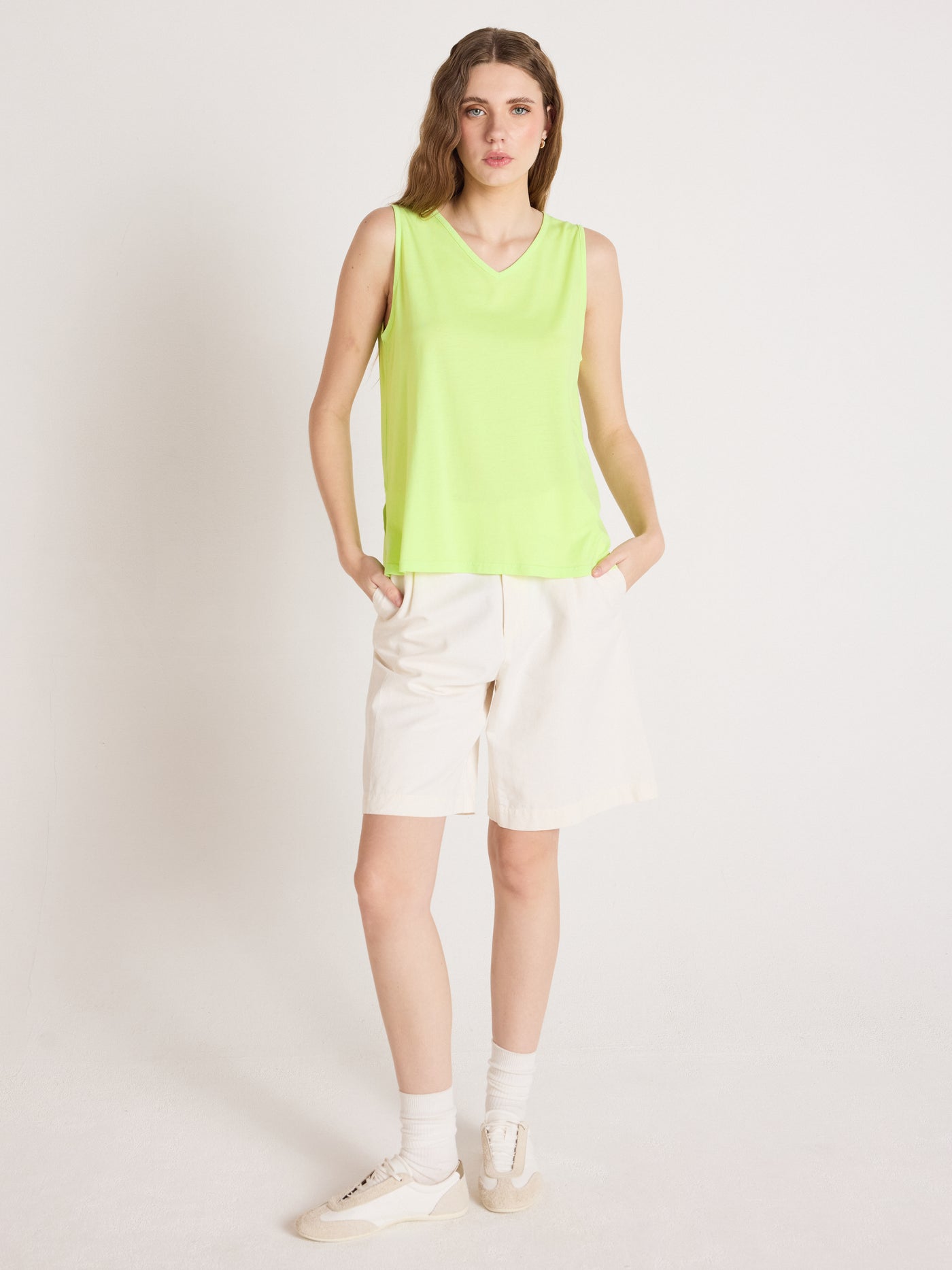 tess - Maglietta senza maniche - lemon neon