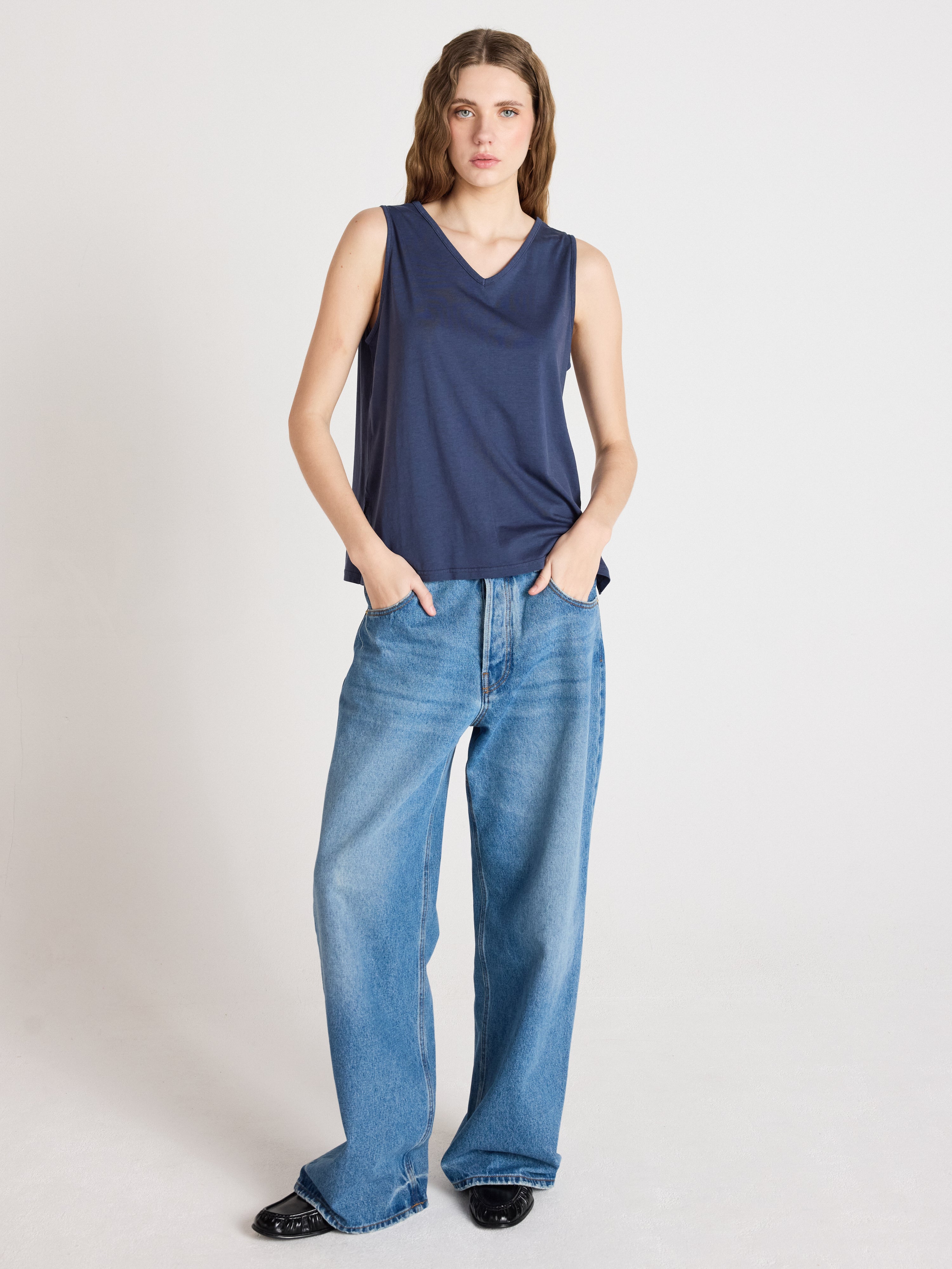 SLEEVELESS T-SHIRT | Absolut Cashmere